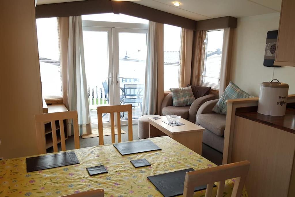 Cozy And Relaxing With Stunning Sea Views Apartment Lytchett Minster
